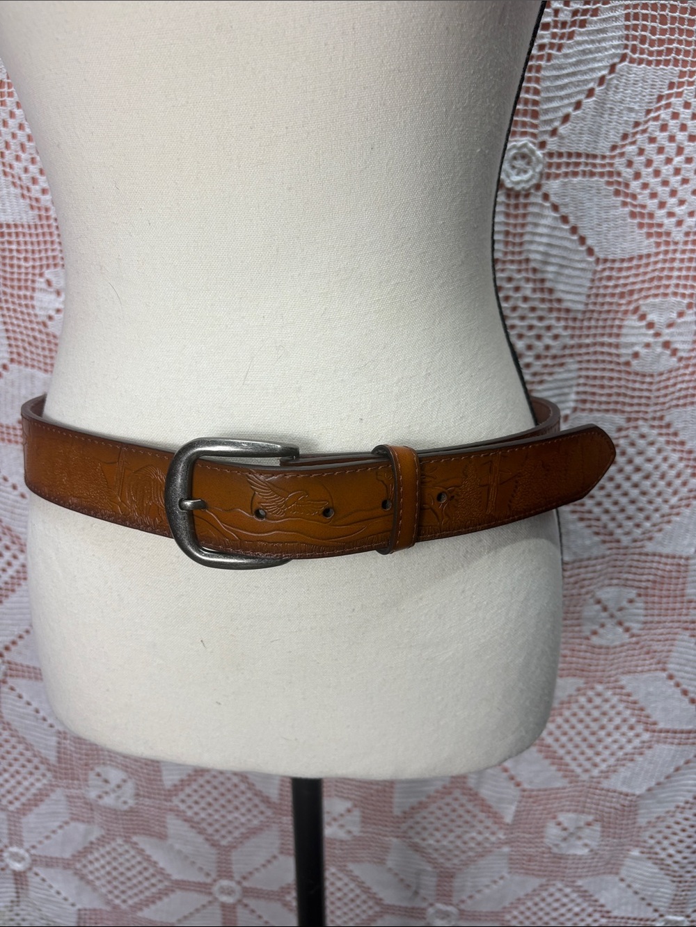 Embossed Leather Western Belt Eagle Moose Bear Brown Size 34